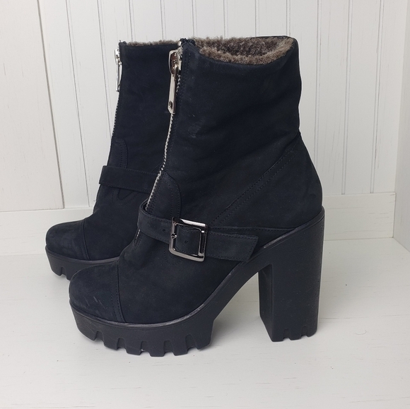 Leather with real fur inside winter Lug heel Boots - Picture 3 of 10